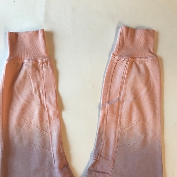 Young Fabulous & Broke Ombré Joggers Purple Pink Tie Dye Small - Picture 8 of 8